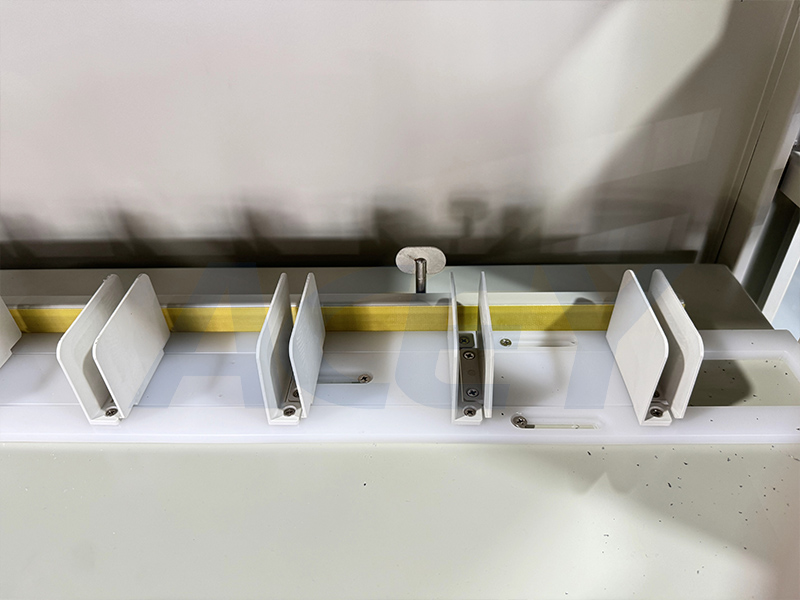 Li-Ion Battery Tester Li-Ion Battery Tester